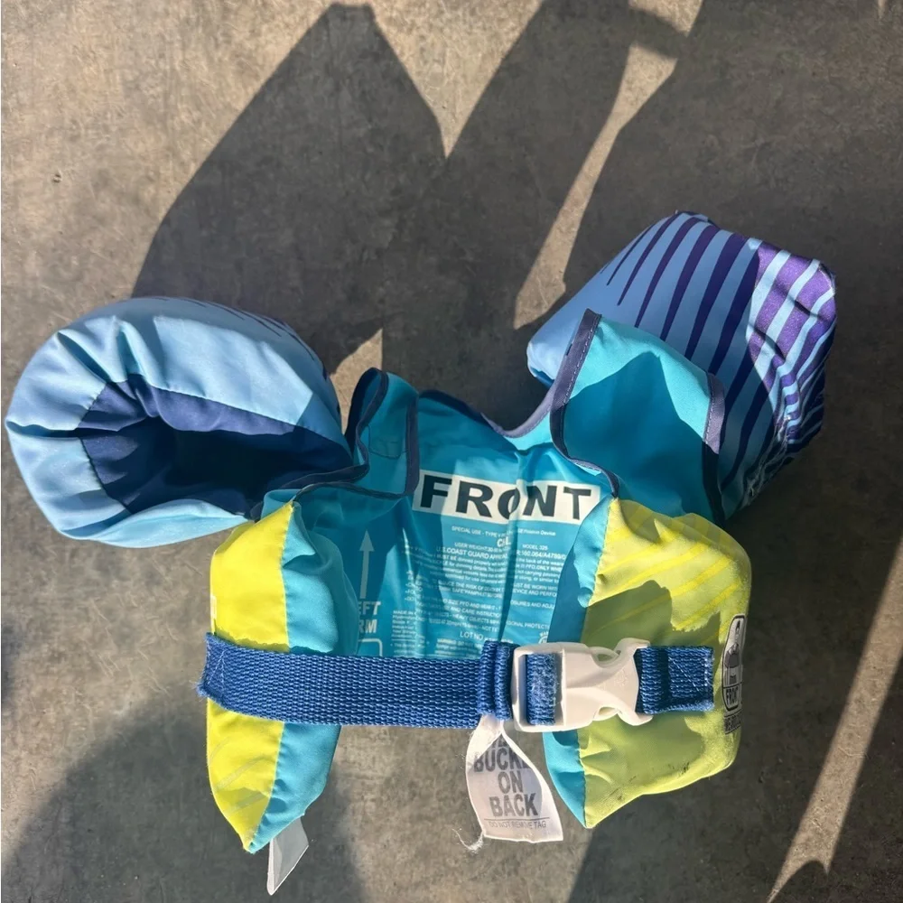 Speedo Kids Puffer Fish Float Vest in Yellow & Blue